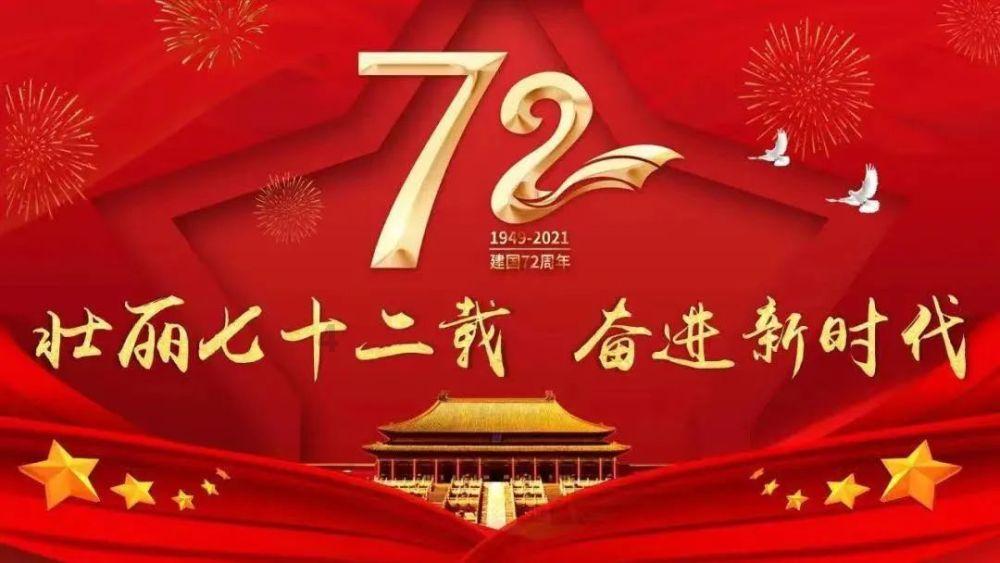 试衣服被嘲讽，店员遭公司“打脸”，这样的服务态度怎能留住顾客